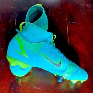Nike Girl’s Soccer Cleats